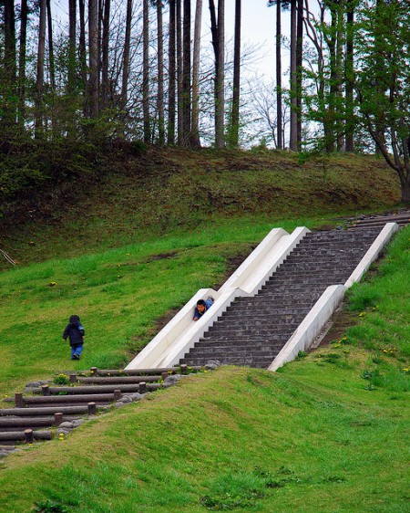 10 фотографий «прокаченных» лестниц