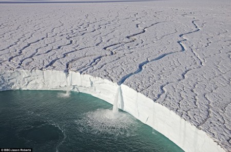 8 самых лучших фотографий ледяных водопадов