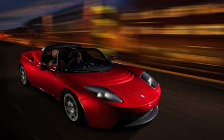 Первый спортивный электрокар Tesla Roadster