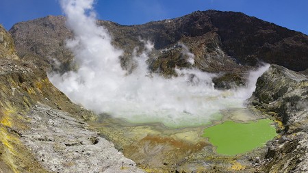 7 фотографий самого активного вулкана Новой Зеландии