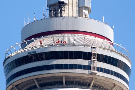 Прогулки по краю на CN Tower